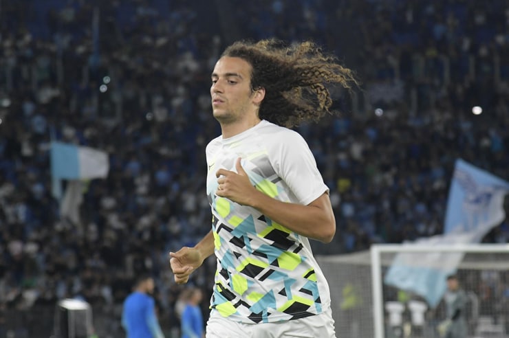 Guendouzi in campo con la maglia del Lazio - Foto Lapresse - Ilpallonegonfiato