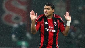 Thiago Silva in campo con la maglia del Milan - Foto Lapresse - Ilpallonegonfiato