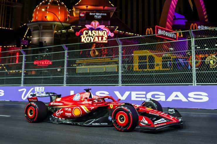 Charles Leclerc in pista a Las Vegas - Foto profilo Instagram della Ferrari - Ilpallonegonfiato