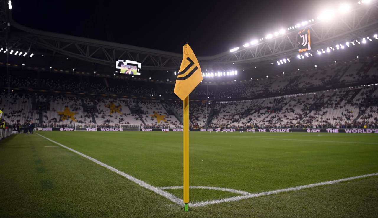 Il giocatore torna a casa: c'è l'annuncio ufficiale del club bianconero.