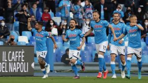 Il Napoli festeggia un goal - Foto Lapresse - Ilpallonegonfiato