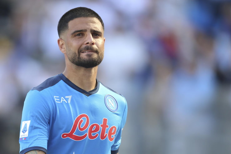 Lorenzo Insigne con la maglia del Napoli - Foto Lapresse - Ilpallonegonfiato