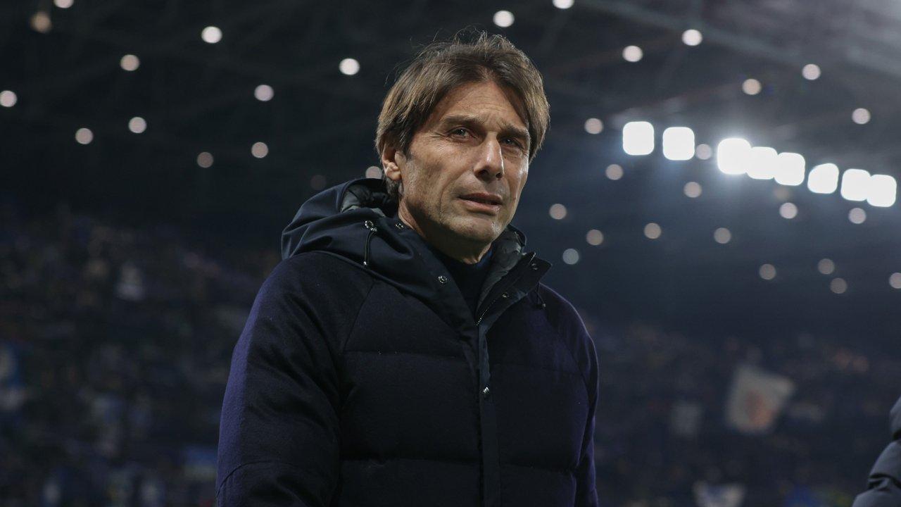 Antonio Conte - Foto Lapresse - Ilpallonegonfiato